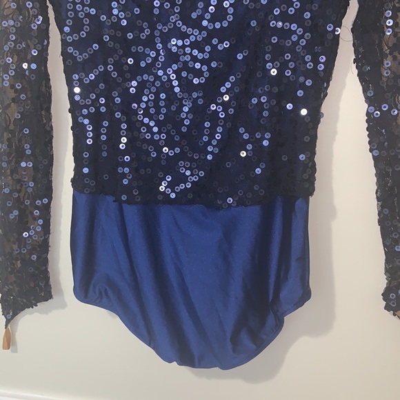 Top - Picture 4 of 4